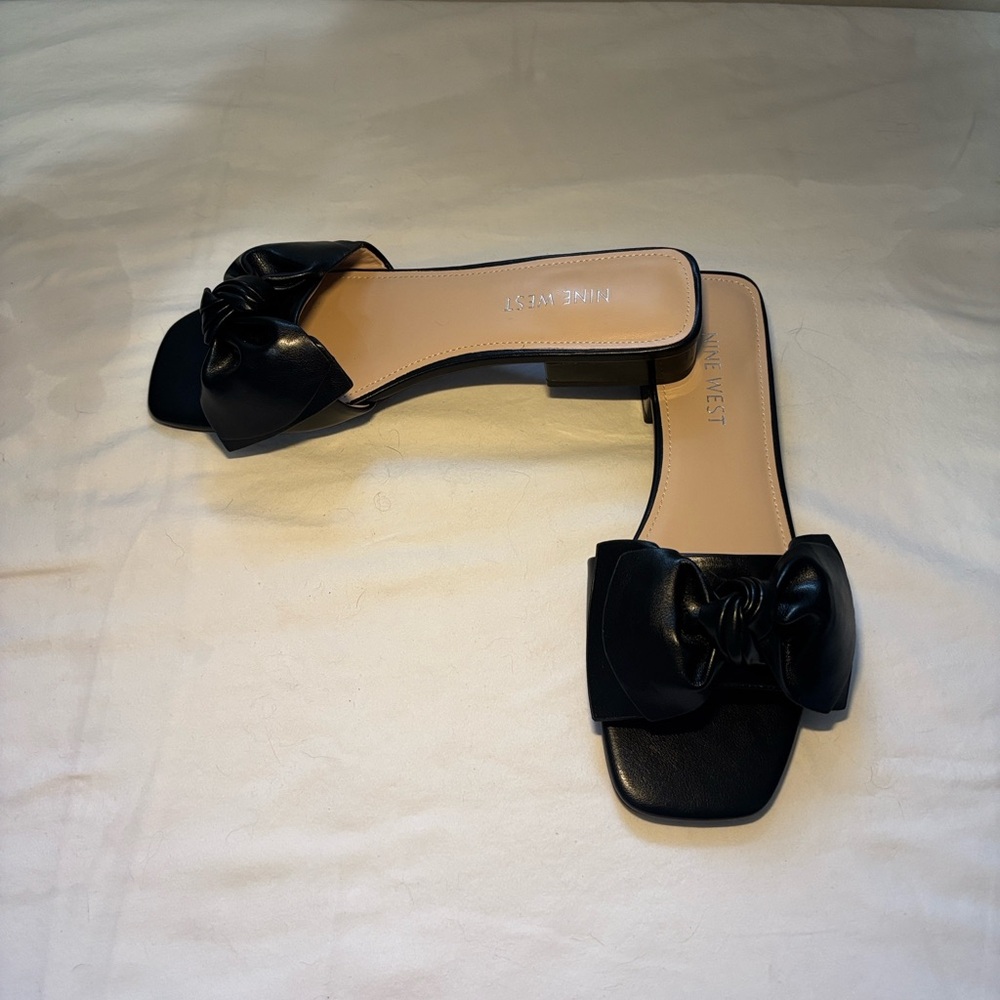 Nine West Bow Mules, Open toe, Black